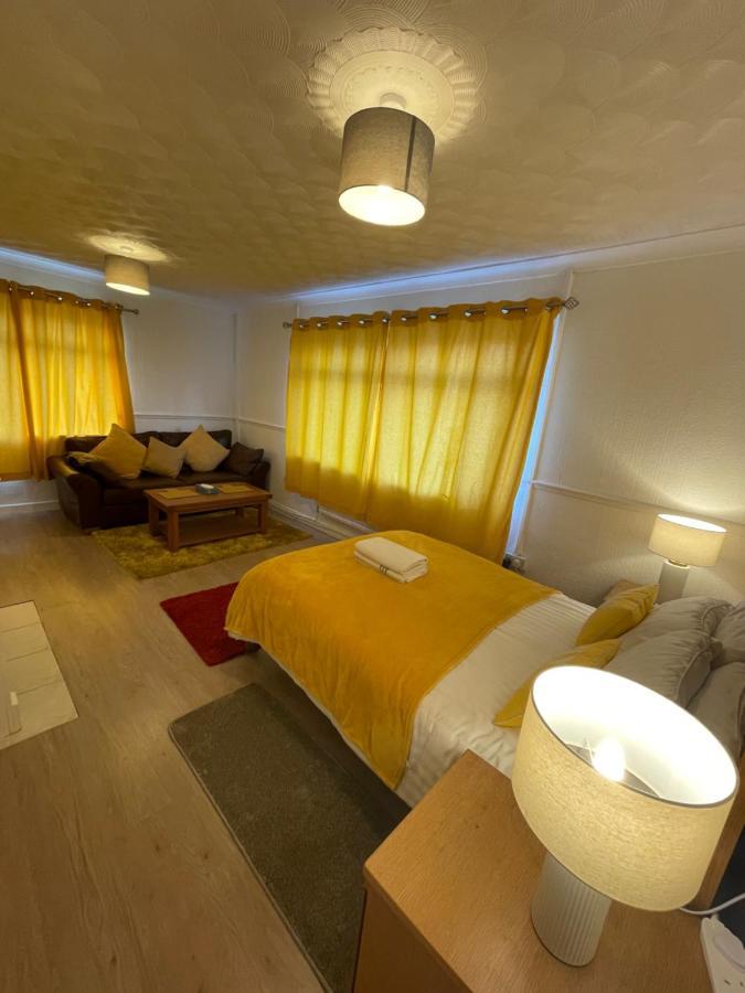 Holiday Home Cardiff City Sleeps 7 Exterior foto