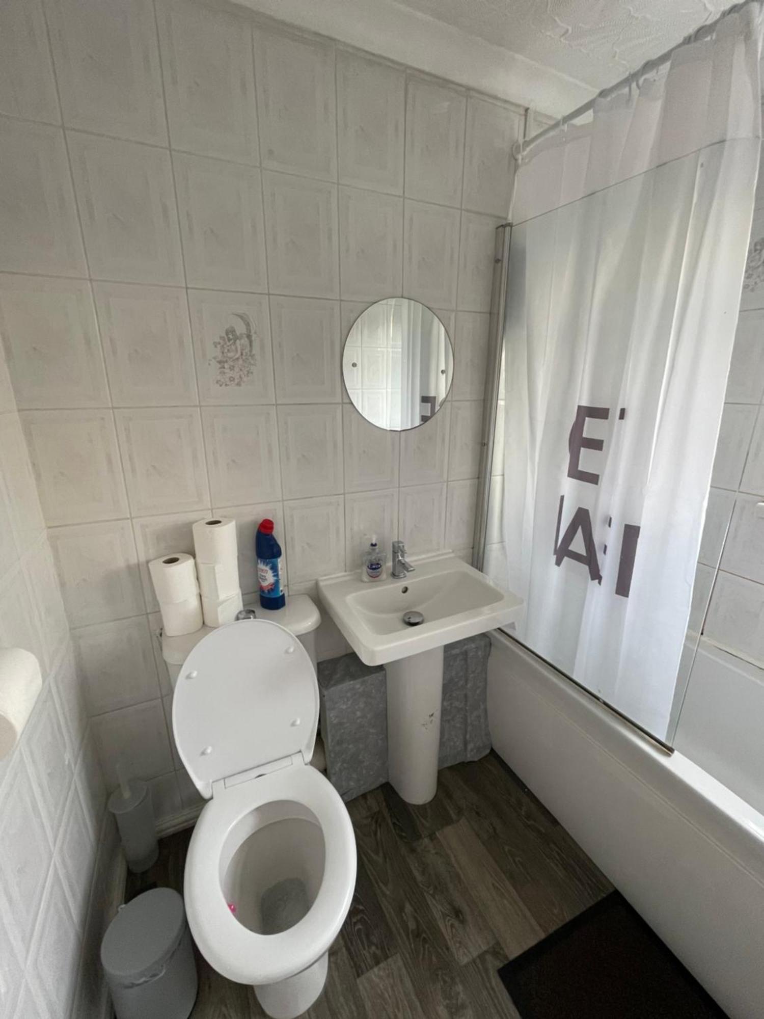 Holiday Home Cardiff City Sleeps 7 Exterior foto