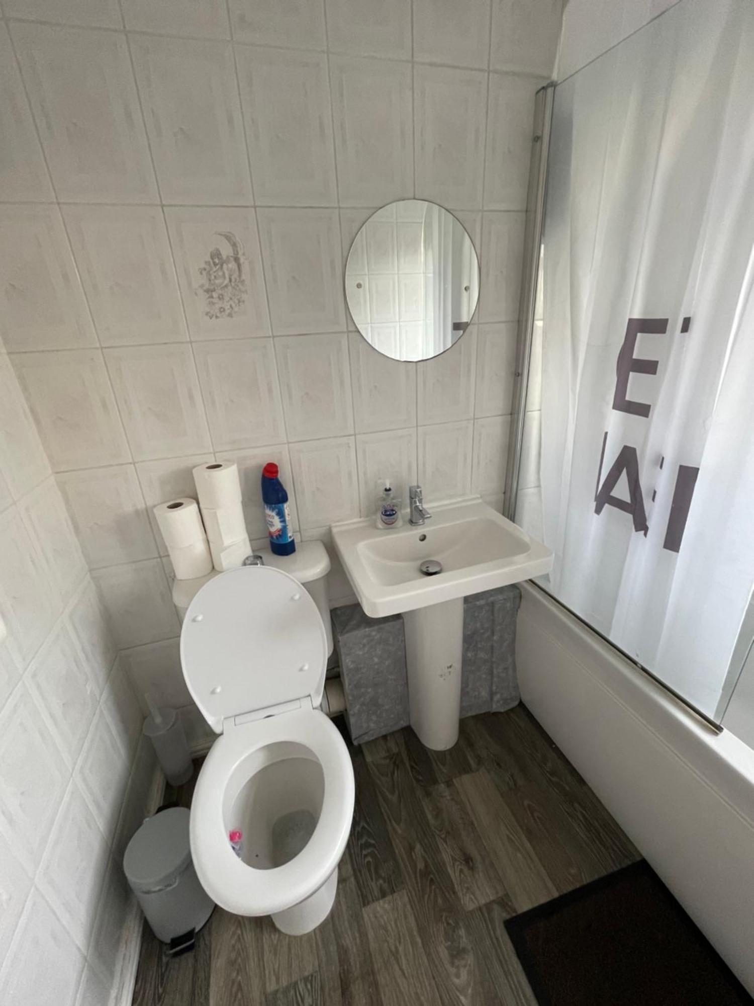 Holiday Home Cardiff City Sleeps 7 Exterior foto